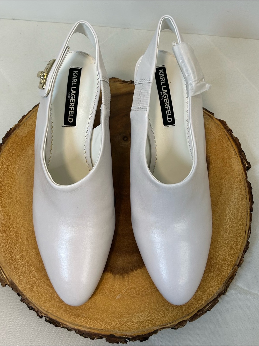 Karl Lagerfeld Paris Maddie white pump stiletto heel pointy toe Women’s size 10